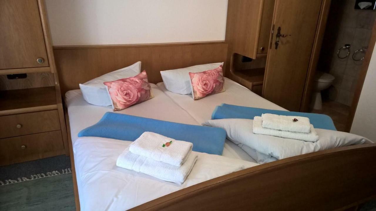 Hotel Monte Somma Ruedesheim am Rhein Ngoại thất bức ảnh